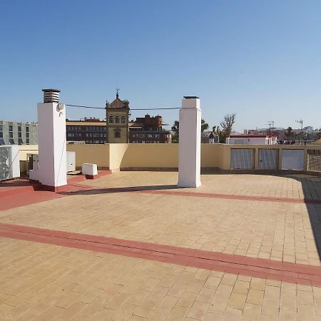 Misterhost San Bernardo Jardines De Murillo เซบีญา ภายนอก รูปภาพ