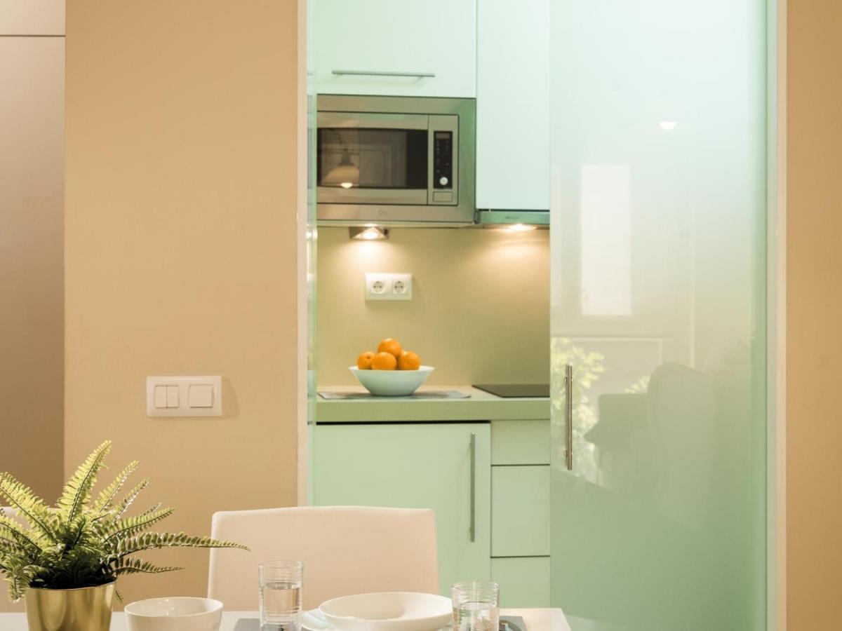 Misterhost San Bernardo Jardines De Murillo เซบีญา ภายนอก รูปภาพ